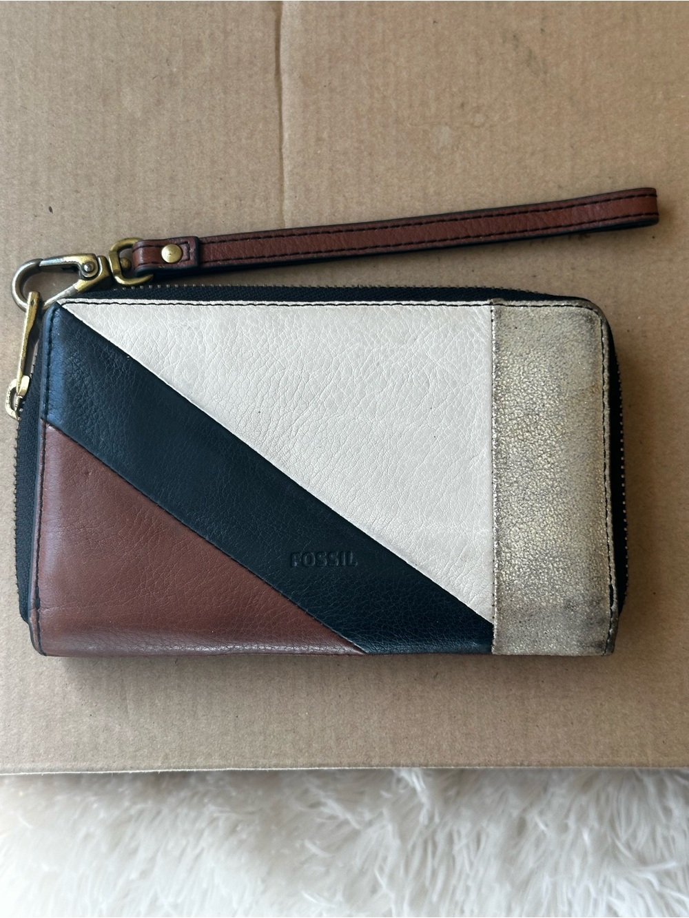 Fossil Brown Black Brown Cream Gold Colorblock Zip Around Wallet Wristlet